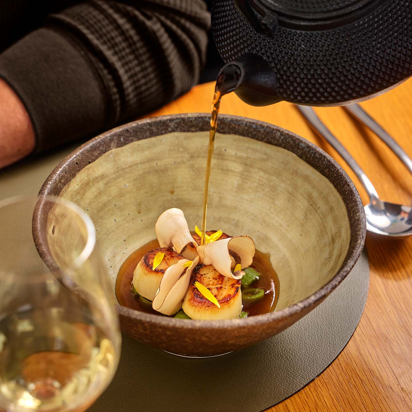The cuisine-Right