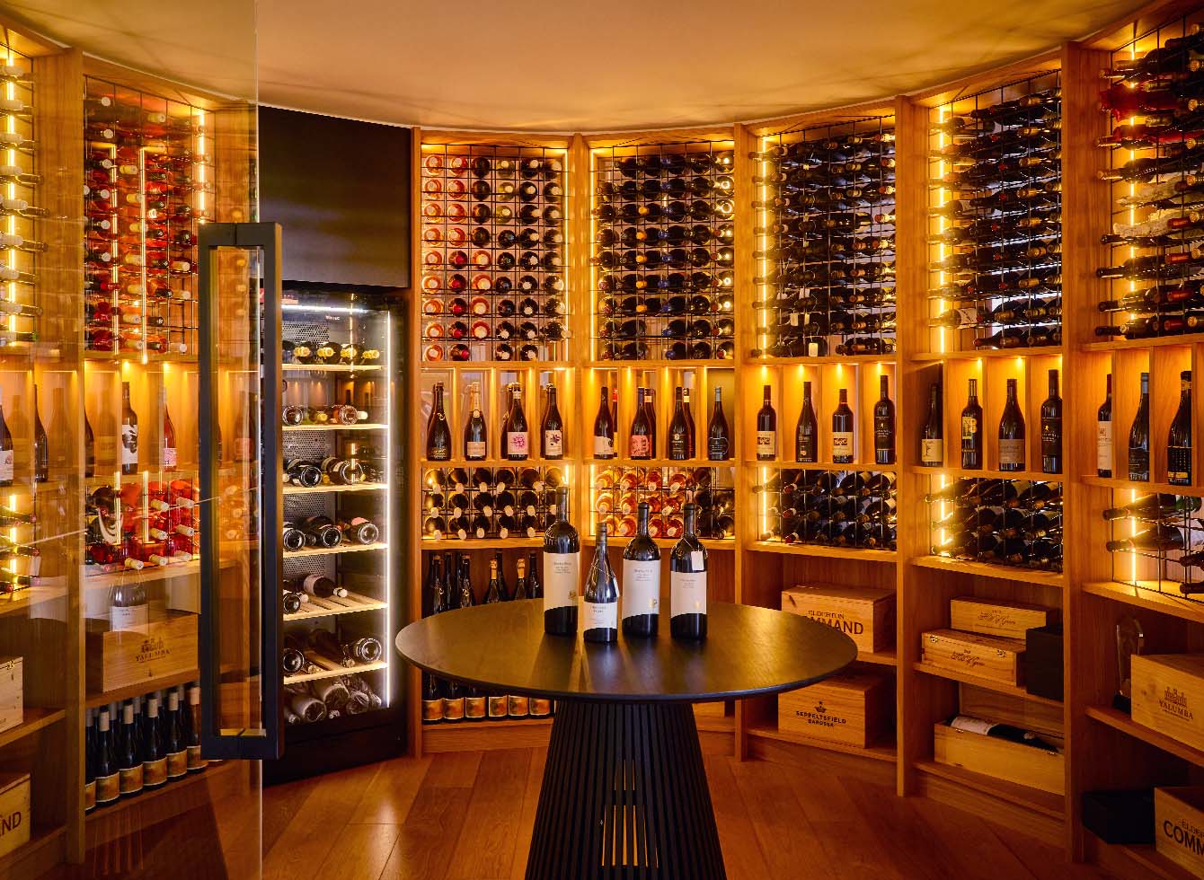The winelist-Right